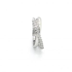Anello in oro bianco con diamanti - immagine 2