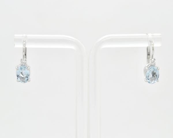 Orecchini in oro bianco con acquamarina 1,41 ct e diamanti