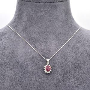 Collana in oro bianco con rubino ct 0,76 Mozambico e diamanti - immagine 2