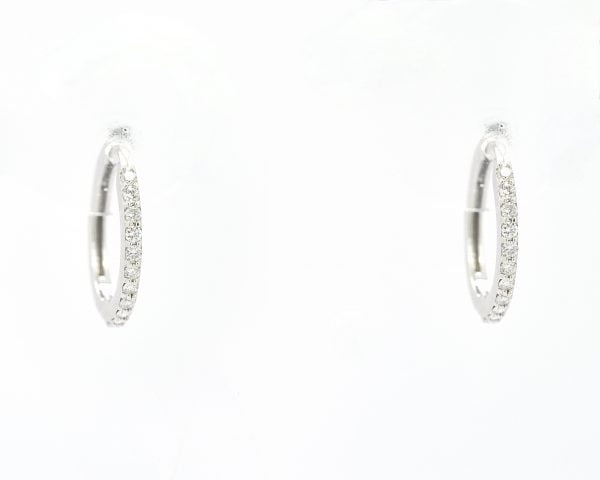Orecchini cerchio con diamanti Ct 0,30