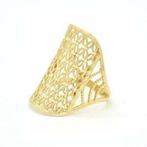 Anello in oro giallo traforato