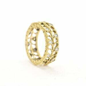 Anello in oro giallo con diamanti Ct 0,60 - immagine 2