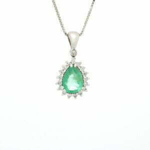 Collana in oro bianco con smeraldo Brasile ct 0,55 e diamanti