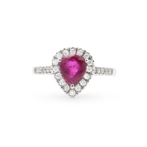 Anello in oro bianco con rubino ct 0,85 Mozambico e diamanti
