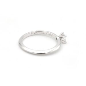 Anello Tiffany in platino con diamante princess - immagine 3